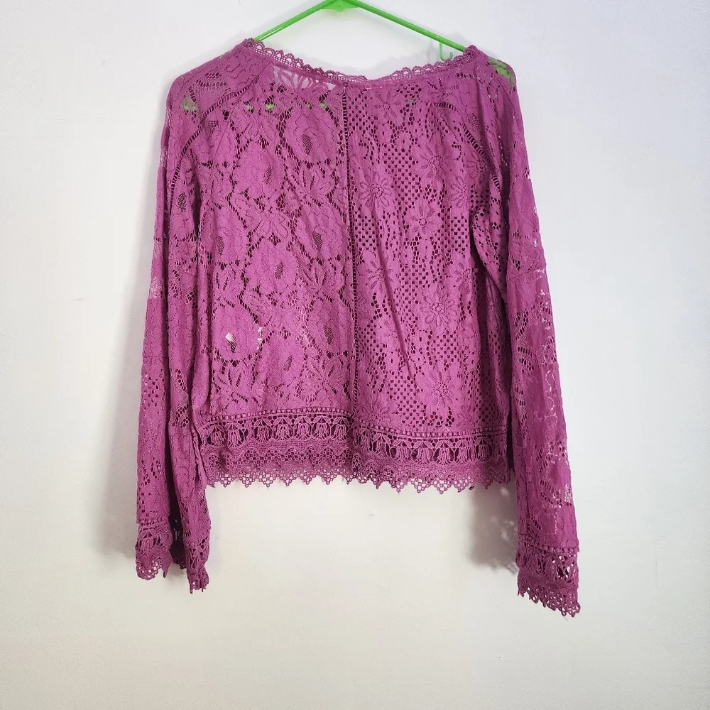 Anthropologie Elegant Lace Women's Top in Purple Size Small